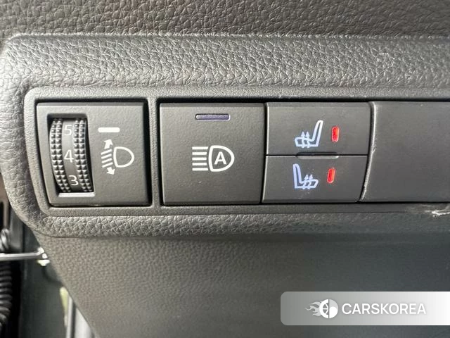 Toyota Corolla id 4374708 из Китая 8