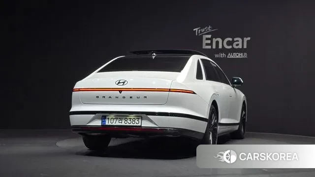 Hyundai Grandeur Hybrid (GN7) id 3684873 из Кореи 14