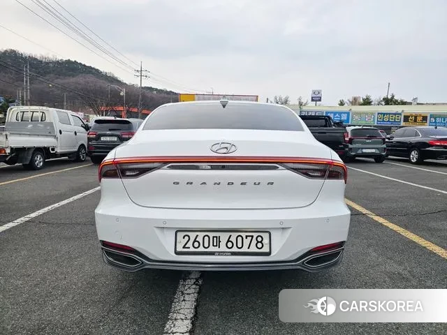 Hyundai The New Grandeur IG id 3746378 из Кореи 14