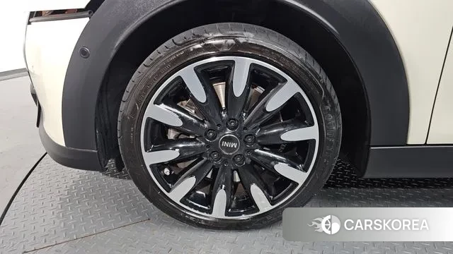 Mini Cooper S id 3012109 из Кореи 14