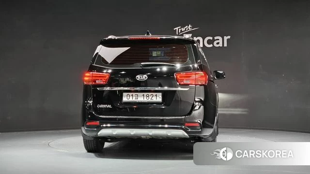 Kia The New Carnival id 4459590 из Кореи 14