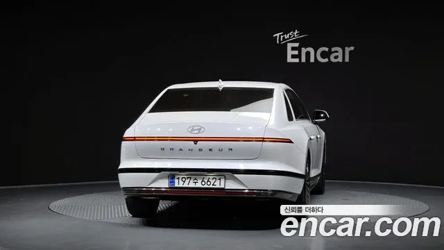 Hyundai Grandeur (GN7) id 2852996 из Кореи 14