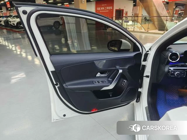 Mercedes-Benz Class A id 4365845 из Китая 34