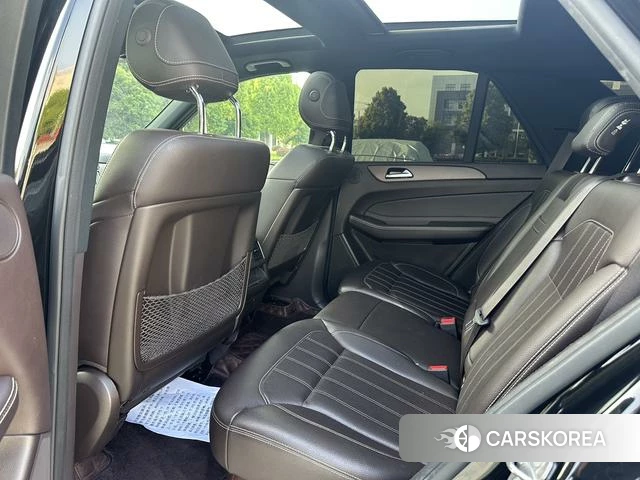Mercedes-Benz GLE (import) 2018 Черный из Китая, фото 4