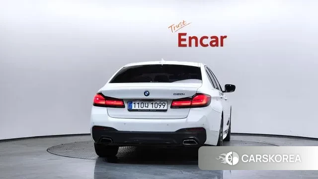 BMW 5 Series (G30) id 3685780 из Кореи 14