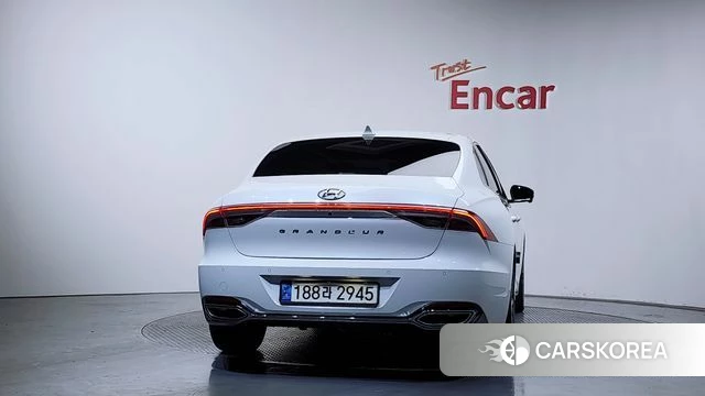 Hyundai The New Grandeur IG id 3892157 из Кореи 15