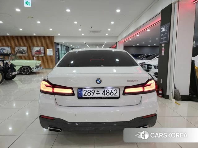 BMW 5 Series (G30) id 4474854 из Кореи 13