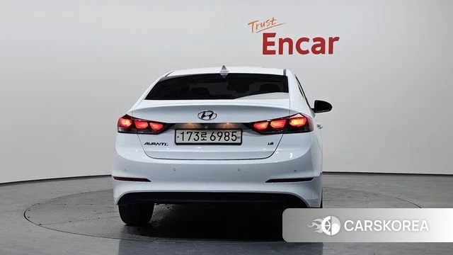 Hyundai Avante AD id 3924968 из Кореи 14