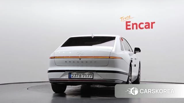 Hyundai Grandeur (GN7) id 4847327 из Кореи 25