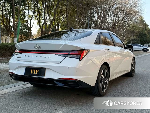 Hyundai Elantra id 4320882 из Китая 10
