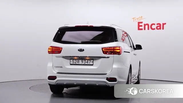 Kia The New Carnival id 3459984 из Кореи 14