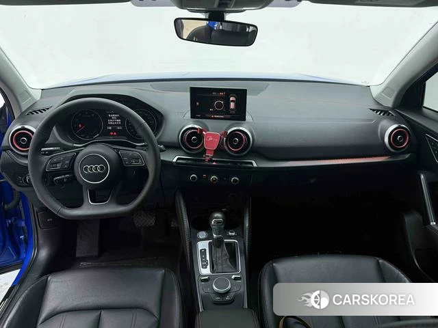 Audi Q2L id 4279249 из Китая 21