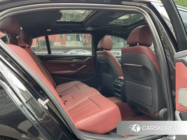 BMW 5 series PHEV id 4213000 из Китая 12