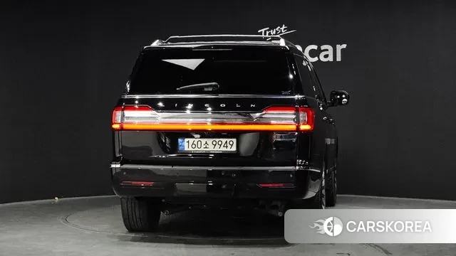 Lincoln Navigator 4th generation id 3640135 из Кореи 14