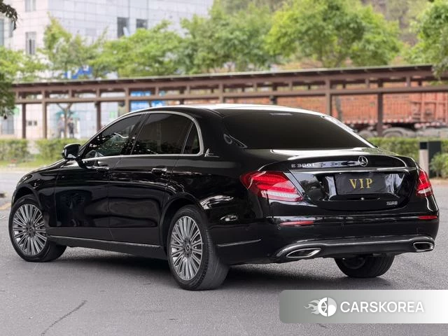 Mercedes-Benz E-class id 4222061 из Китая 4