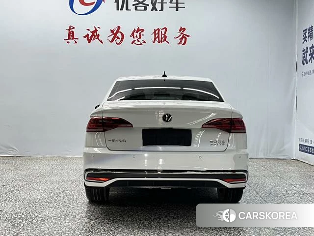 Volkswagen Bora id 4279120 из Китая 12