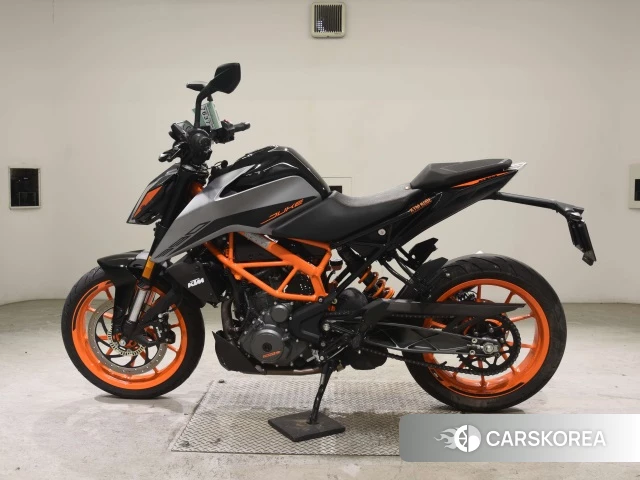 Проданный KTM 390 DUKE 2022 из Японии, фото 2