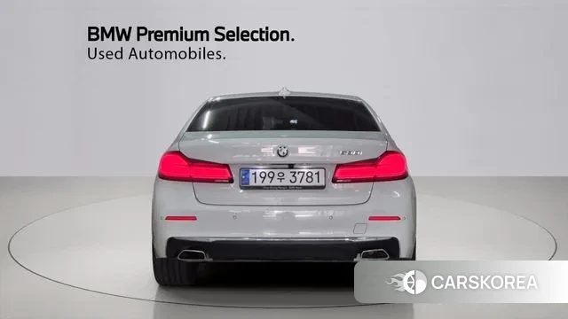BMW 5 Series (G30) id 3690093 из Кореи 9