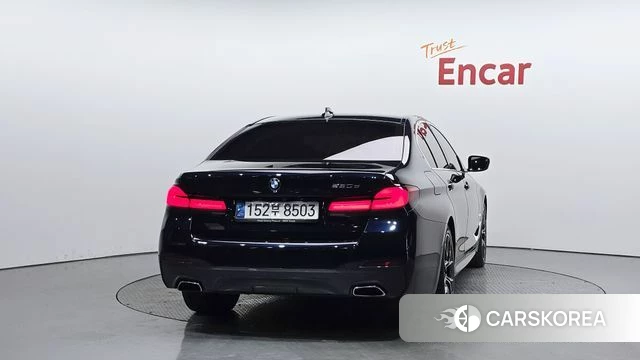 BMW 5 Series (G30) id 4410154 из Кореи 14