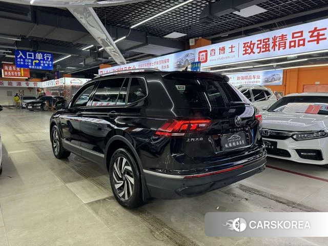 Volkswagen Tiguan L 2025 Черный из Китая, фото 4