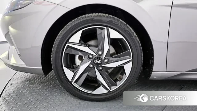 Hyundai Avante (CN7) id 3741546 из Кореи 14