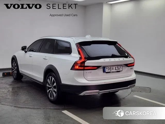Volvo V90 Cross-Country id 2883732 из Кореи 14