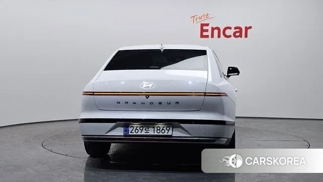 Hyundai Grandeur (GN7) id 3758825 из Кореи 14