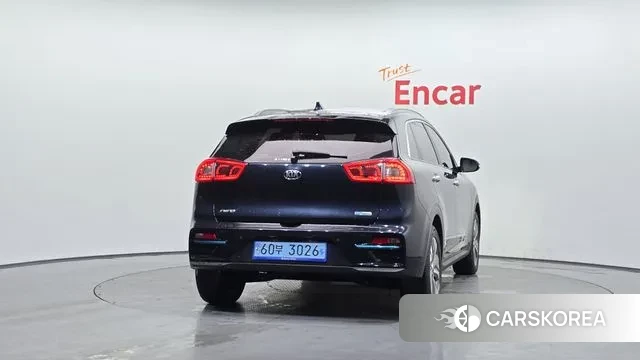 Kia Niro EV id 3598792 из Кореи 14