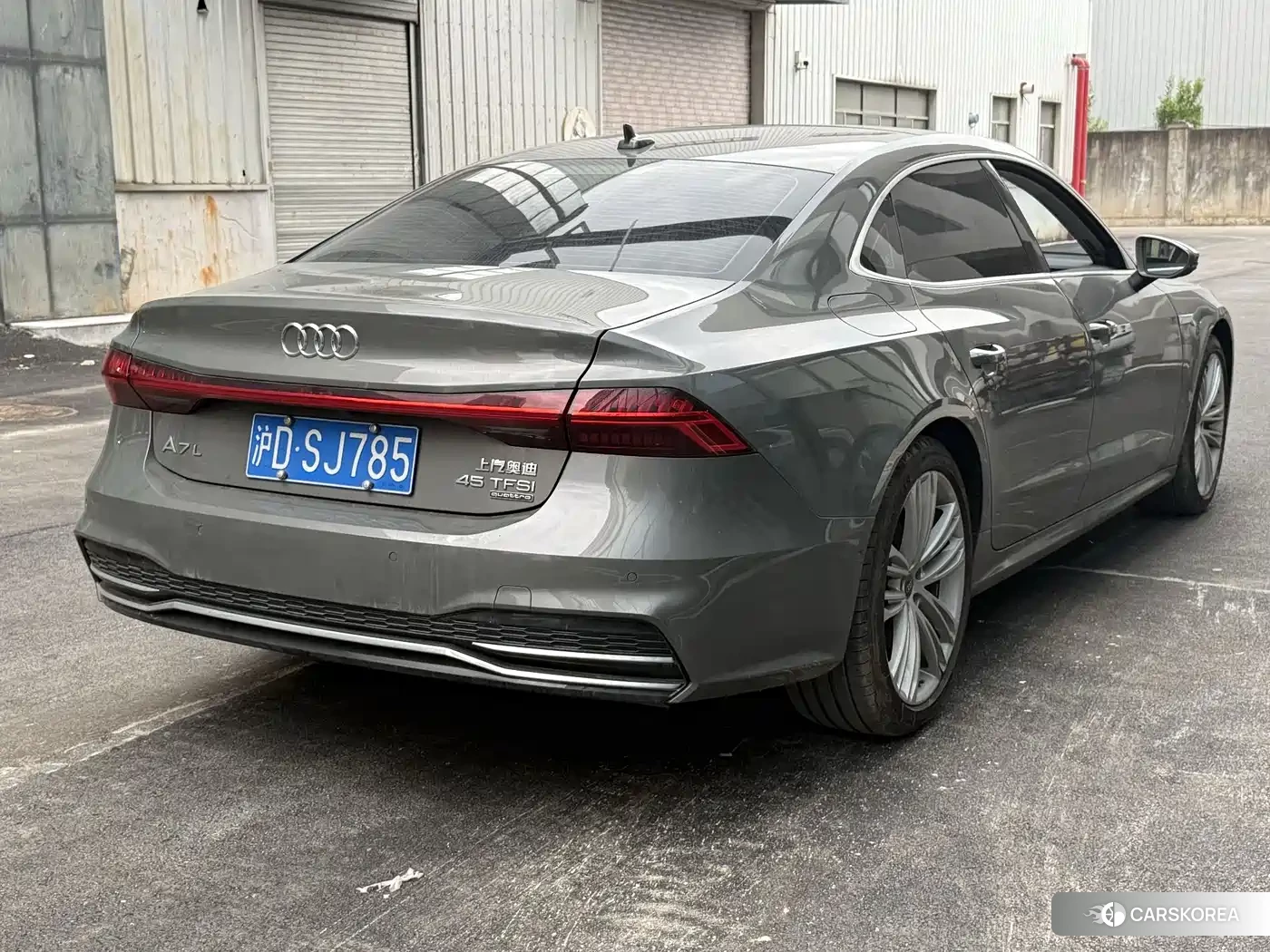 Audi A7L 2024 Champagne/brown из Китая, фото 4