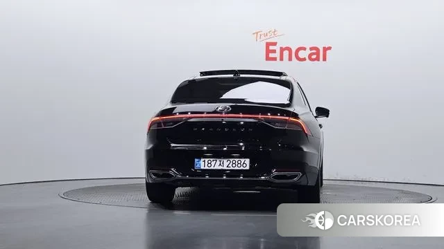 Hyundai The New Grandeur IG id 3038053 из Кореи 14