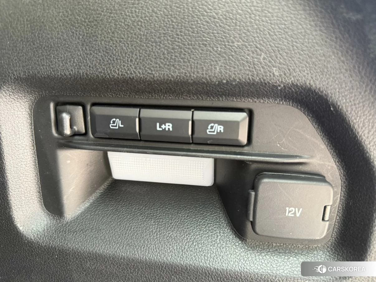 Ford Explorer id 4479683 из Китая 20