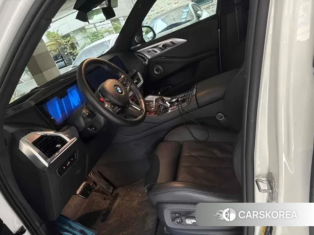 BMW XM (G09) 2024 Белый из Кореи, фото 4