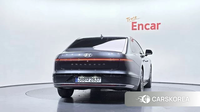 Hyundai Grandeur Hybrid (GN7) id 4640783 из Кореи 29