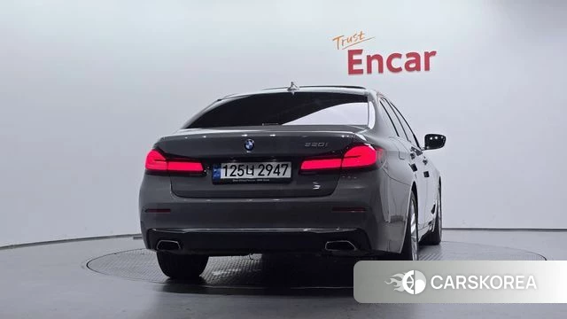 BMW 5 Series (G30) id 4881630 из Кореи 28