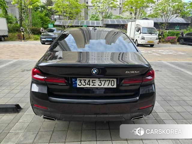 BMW 5 Series (G30) 2023 Серый из Кореи, фото 6