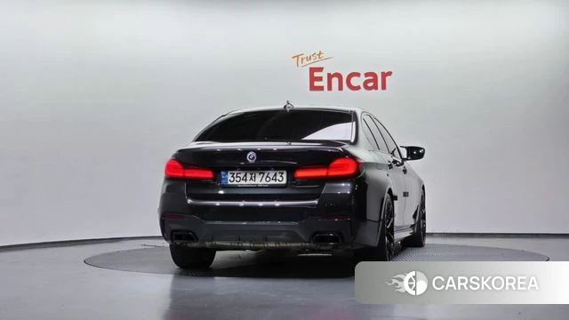 BMW 5 Series (G30) id 4506486 из Кореи 32