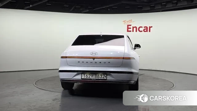 Hyundai Grandeur (GN7) id 3674520 из Кореи 14