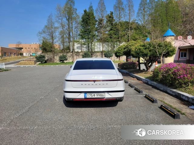 Hyundai Grandeur (GN7) id 3992874 из Кореи 13