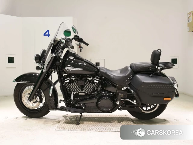 Harley-Davidson Softail Heritage Classic FLHC1750 2018 из Японии