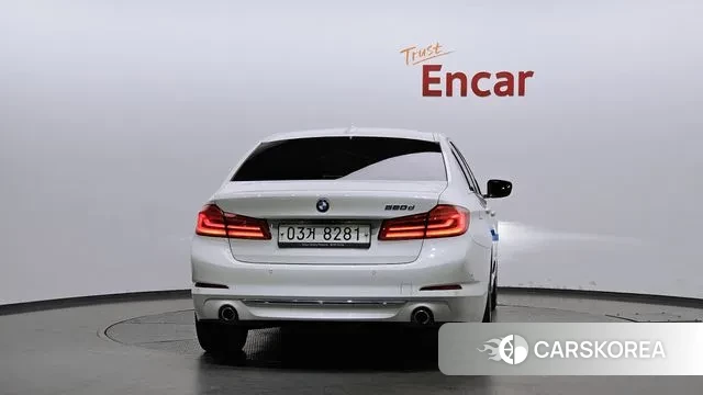 BMW 5 Series (G30) id 3500127 из Кореи 14