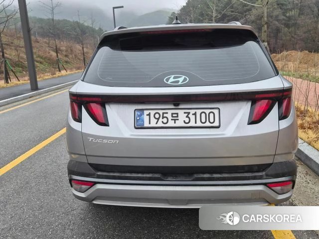 Hyundai The New Tucson (NX4) 2025 Серебристо-серый из Кореи, фото 4