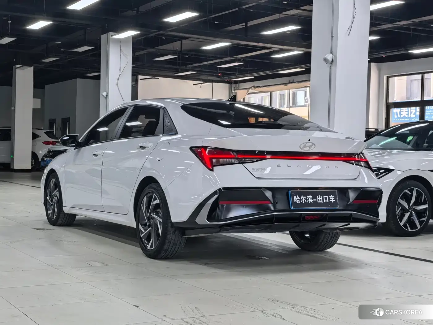 Hyundai Elantra id 4680750 из Китая 19