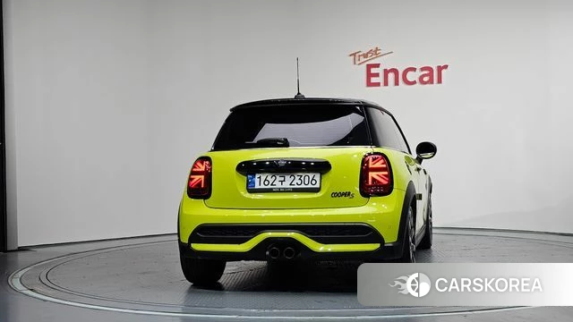 Mini Cooper S id 4665788 из Кореи 26