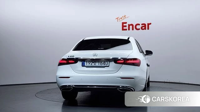 Mercedes-Benz E-Class W213 id 4396885 из Кореи 29