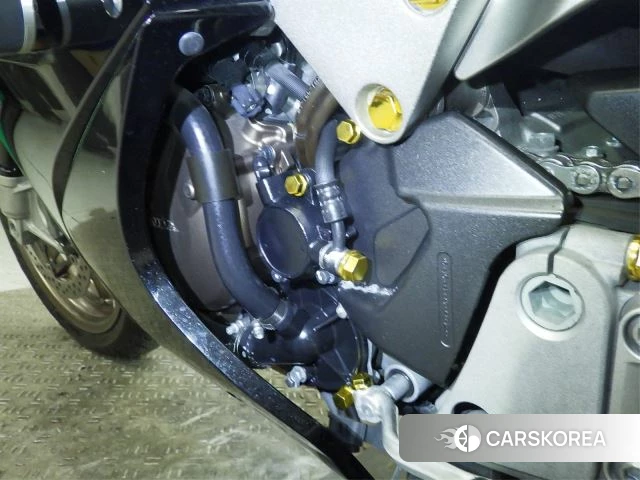 Engine photo