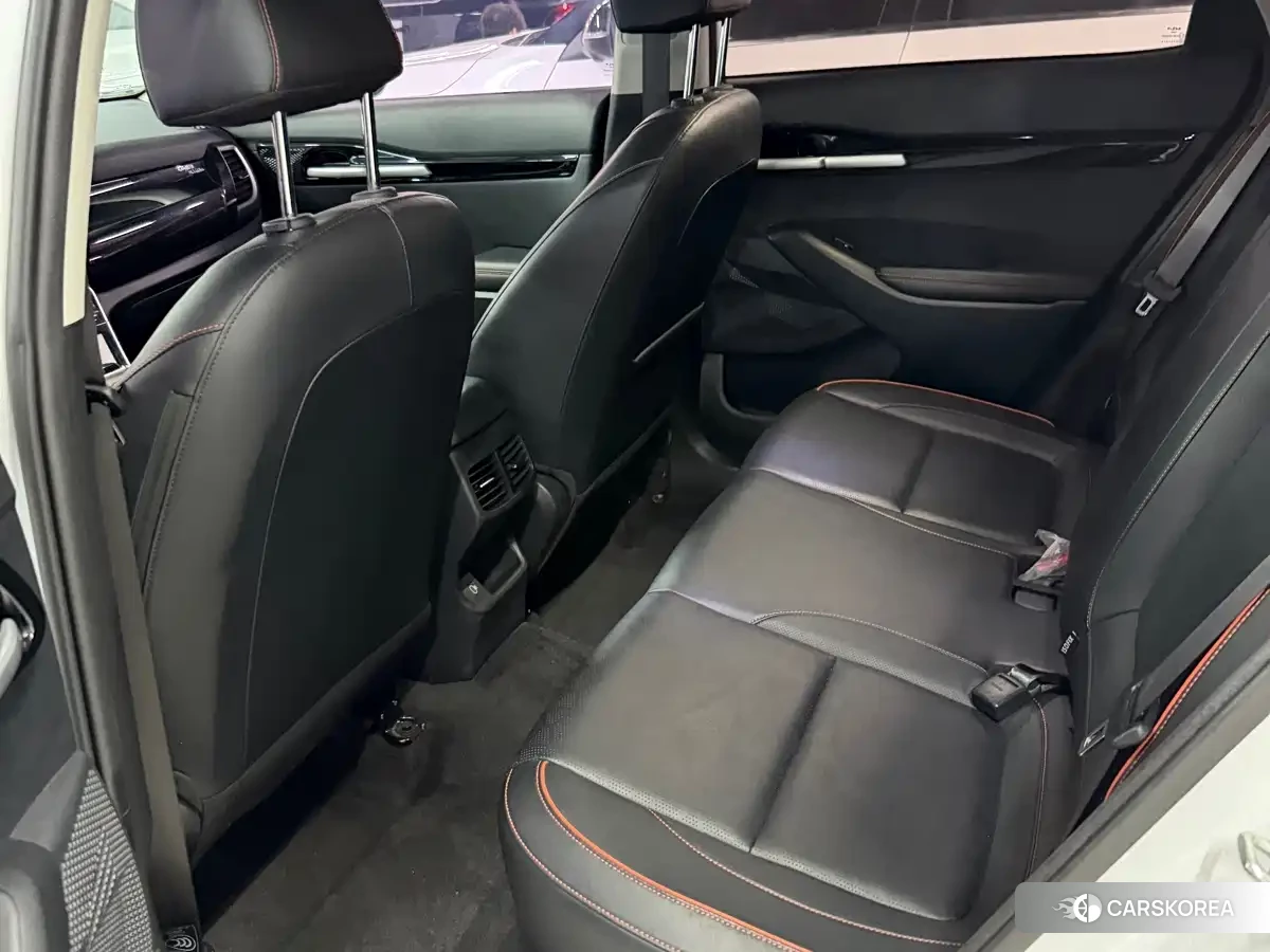 Kia Seltos 2023 Белый из Китая, фото 4