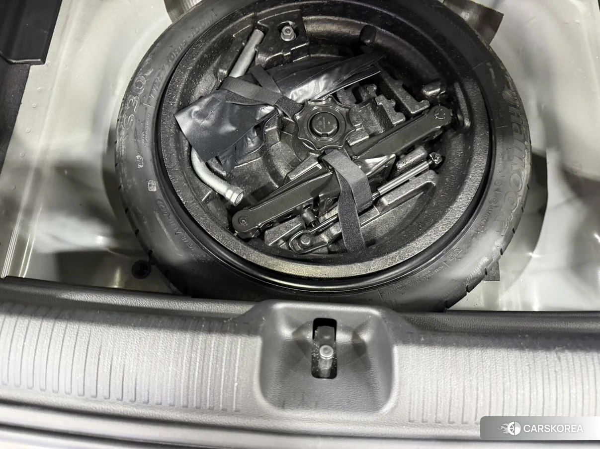 Audi Q2L id 4455090 из Китая 18