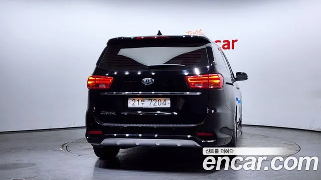 Kia The New Carnival id 2379637 из Кореи 14