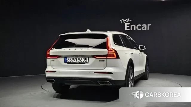 Volvo V60 Cross-Country 2nd Generation id 3529956 из Кореи 14