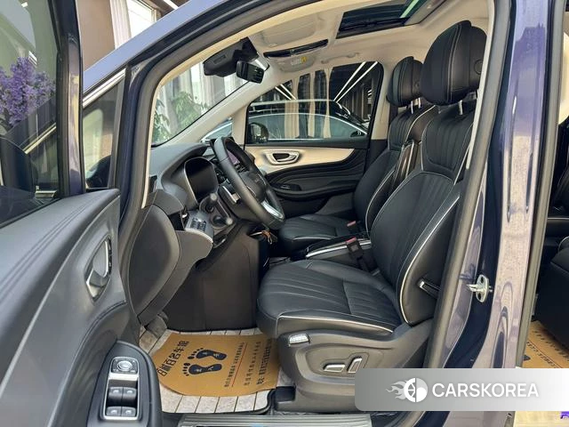 Roewe iMAX8 id 3908009 из Китая 18